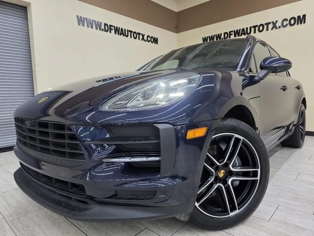 2021 Porsche Macan AWD photo