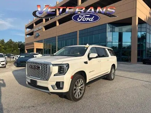 2021 GMC Yukon XL Denali 4WD photo