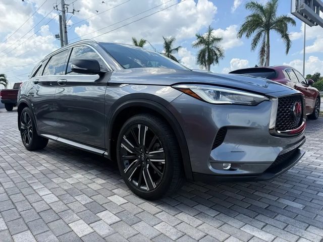 2021 Infiniti QX50 LUXE AWD photo