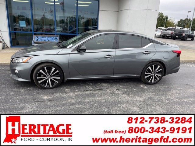 2021 Nissan Altima 2.5 SR FWD photo