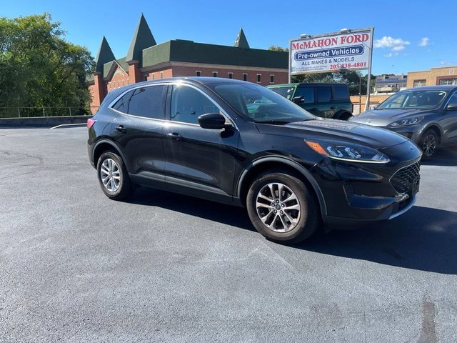 2021 Ford Escape SE AWD photo