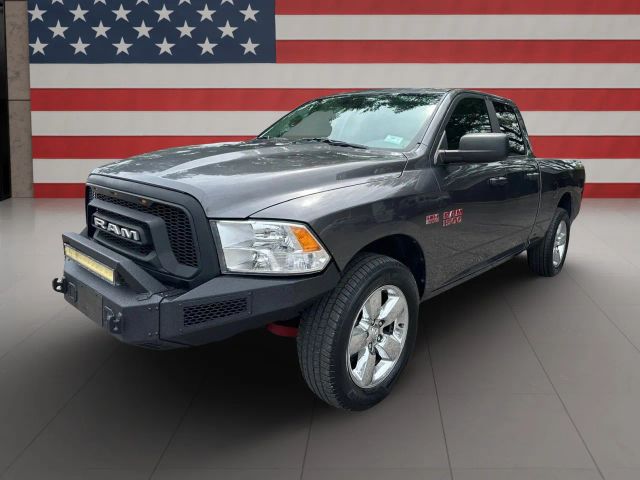 2016 Ram 1500 SLT RWD photo