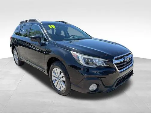 2019 Subaru Outback Premium AWD photo