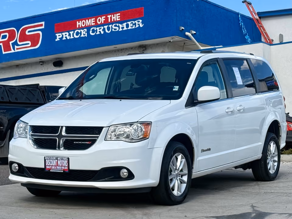2020 Dodge Grand Caravan SXT FWD photo