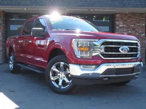2021 Ford F-150 XLT 4WD photo