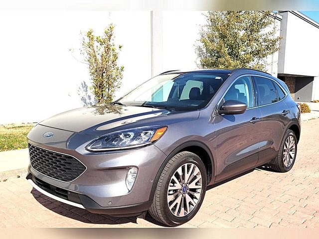 2021 Ford Escape Titanium AWD photo