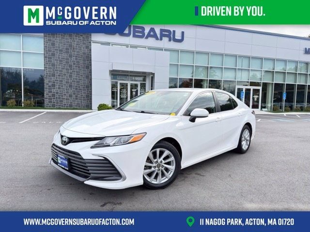 2021 Toyota Camry LE FWD photo