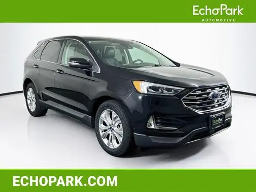 2021 Ford Edge Titanium AWD photo