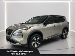 2021 Nissan Rogue Platinum AWD photo