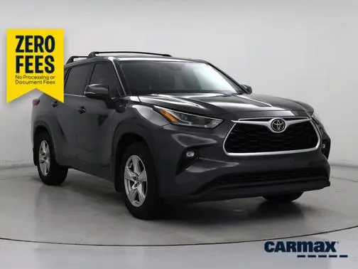 2021 Toyota Highlander LE FWD photo