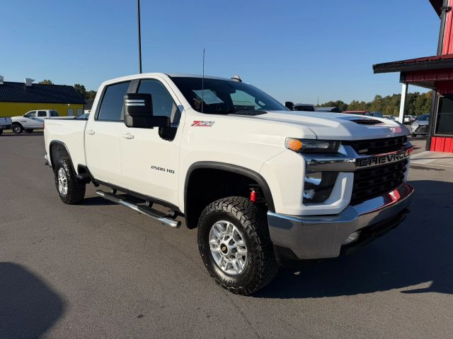 2021 Chevrolet Silverado 2500HD LT 4WD photo
