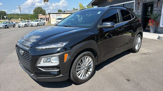 2021 Hyundai Kona SEL FWD photo