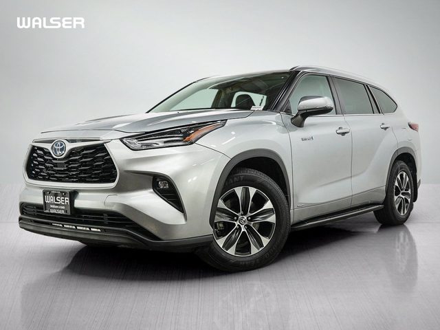 2021 Toyota Highlander Hybrid XLE AWD photo