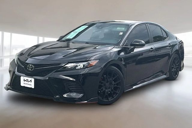 2021 Toyota Camry TRD V6 FWD photo