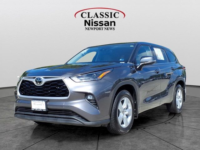 2021 Toyota Highlander LE AWD photo