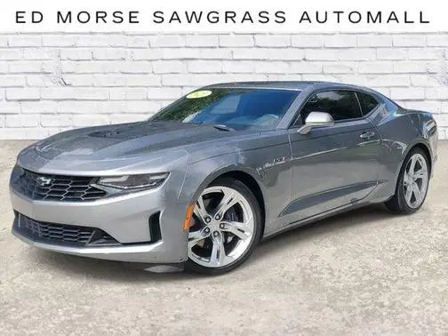 2021 Chevrolet Camaro LT1 RWD photo