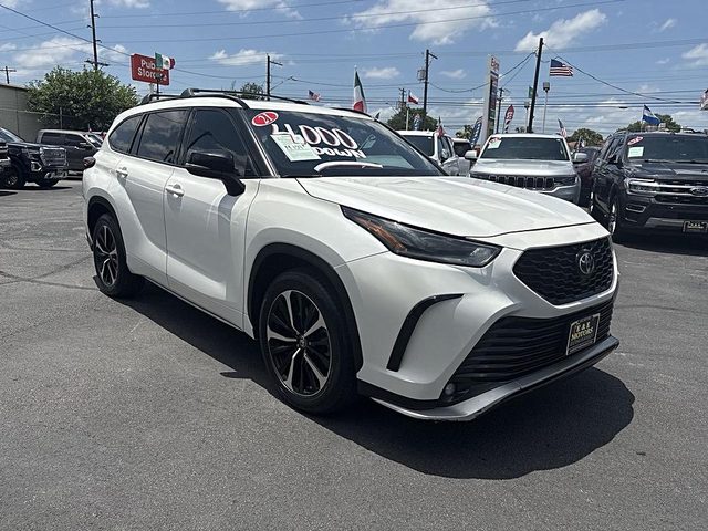2021 Toyota Highlander XSE FWD photo