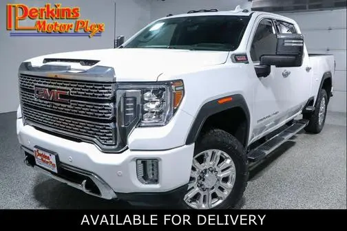 2021 GMC Sierra 2500HD Denali 4WD photo