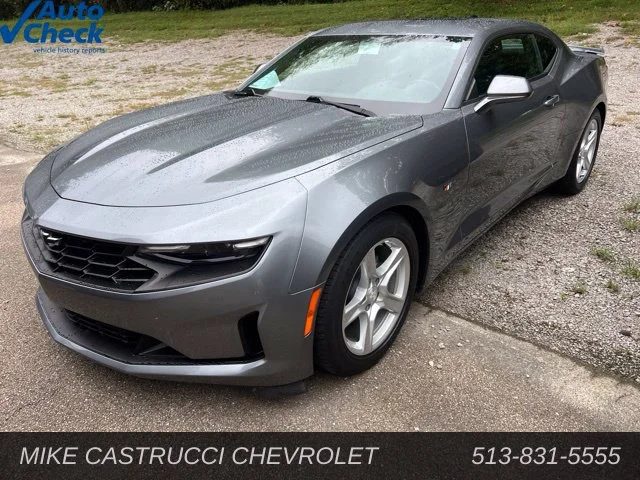 2021 Chevrolet Camaro 1LT RWD photo
