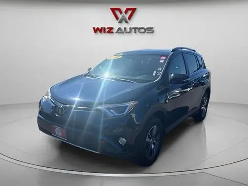 2018 Toyota RAV4 XLE AWD photo
