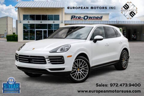 2021 Porsche Cayenne  AWD photo