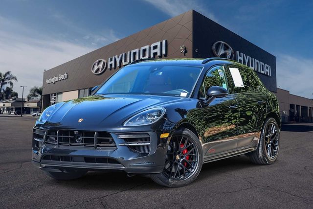2021 Porsche Macan GTS AWD photo