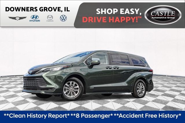 2021 Toyota Sienna LE FWD photo