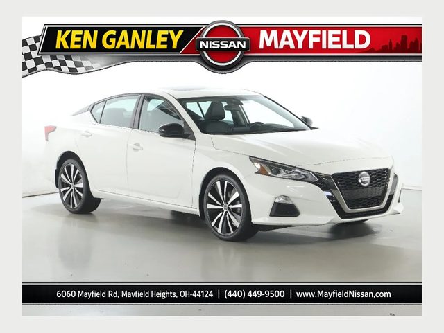 2021 Nissan Altima 2.5 SR AWD photo