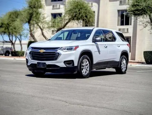 2021 Chevrolet Traverse LS FWD photo