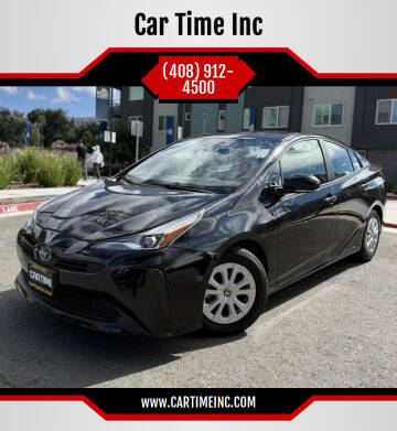 2020 Toyota Prius LE FWD photo