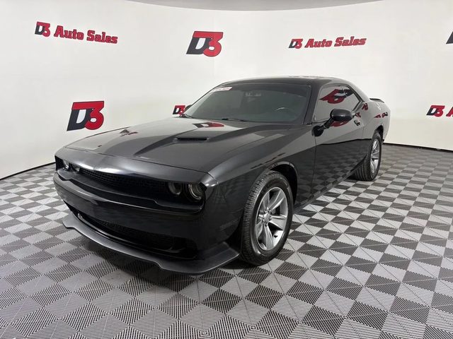 2019 Dodge Challenger SXT RWD photo