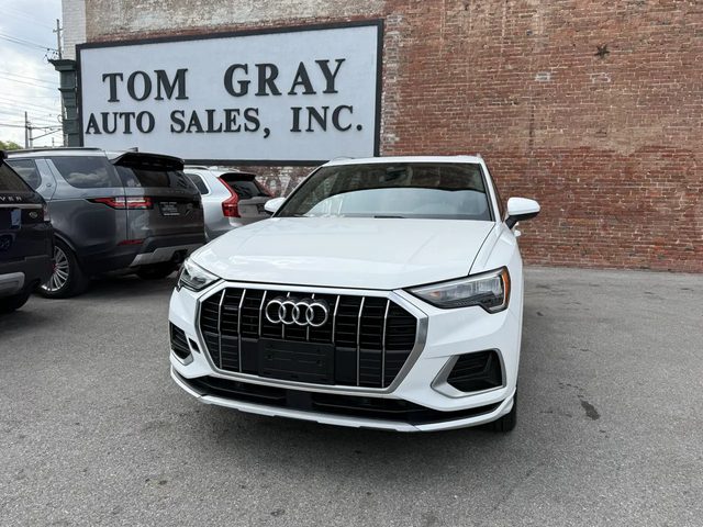 2020 Audi Q3 Premium AWD photo