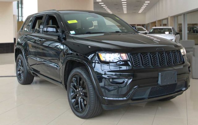 2021 Jeep Grand Cherokee Laredo X 4WD photo