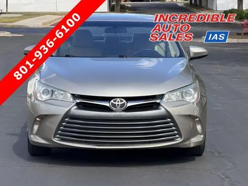 2015 Toyota Camry LE FWD photo