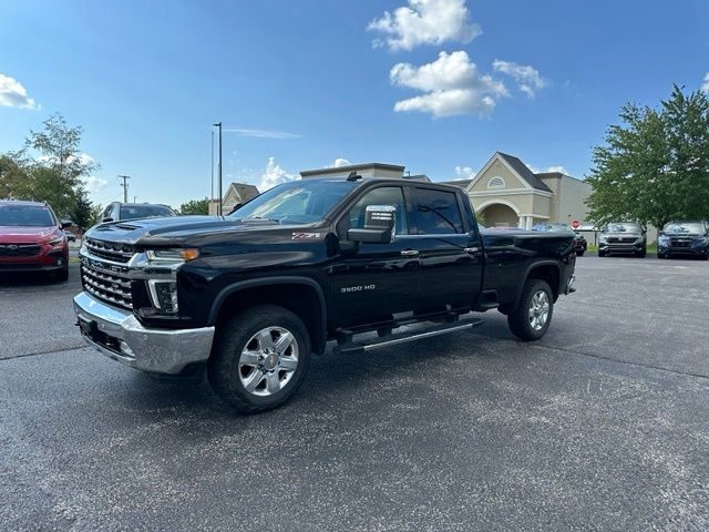 2021 Chevrolet Silverado 3500HD LTZ 4WD photo