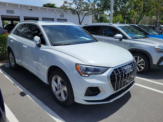 2021 Audi Q3 Premium AWD photo