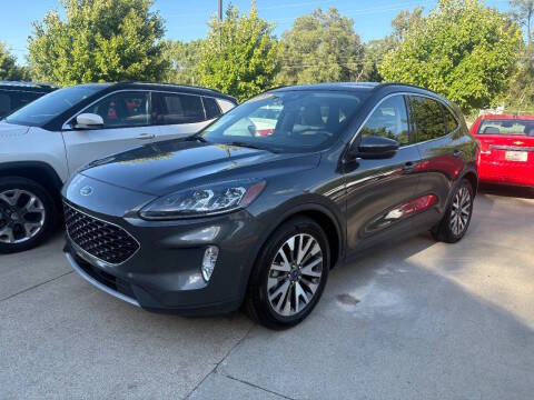 2020 Ford Escape Titanium Hybrid FWD photo