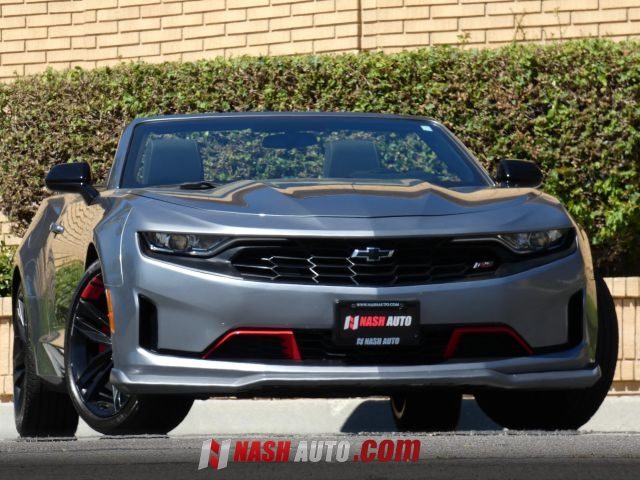 2021 Chevrolet Camaro 1LT RWD photo