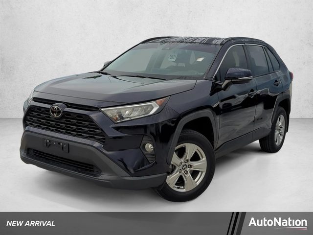 2021 Toyota RAV4 XLE AWD photo