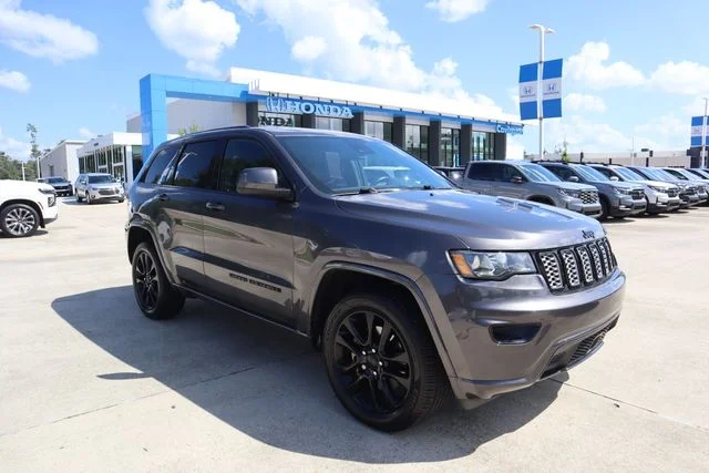 2021 Jeep Grand Cherokee Laredo X RWD photo