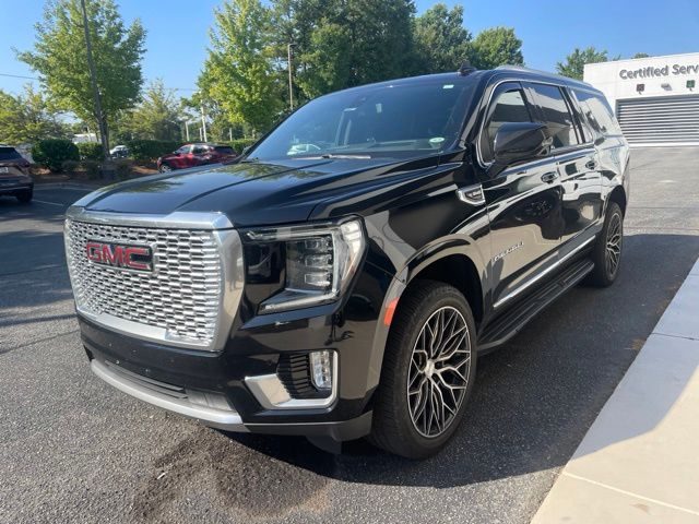 2021 GMC Yukon XL Denali 4WD photo