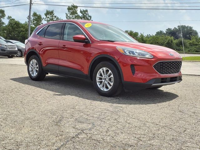 2021 Ford Escape SE AWD photo