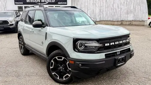 2021 Ford Bronco Sport Outer Banks 4WD photo