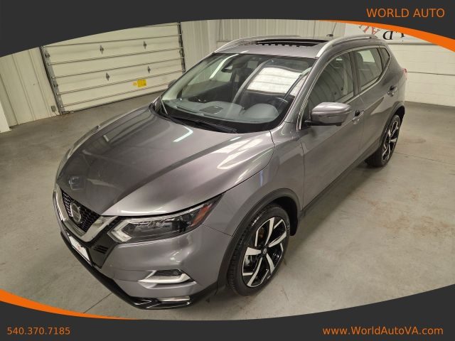 2021 Nissan Rogue Sport SL AWD photo