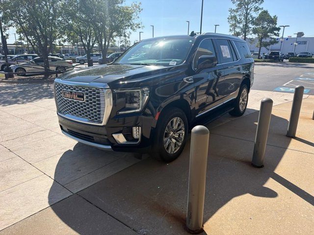 2021 GMC Yukon Denali 4WD photo