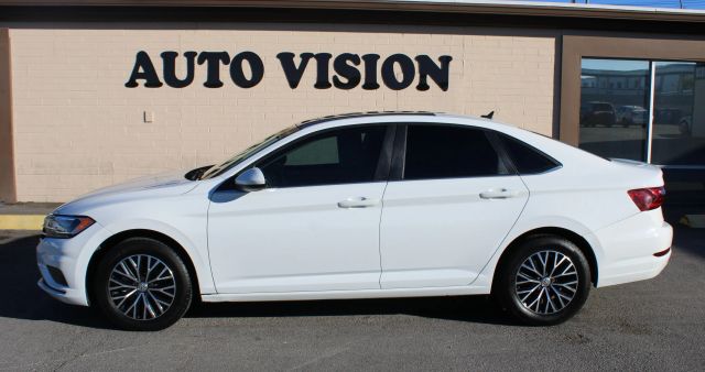 2021 Volkswagen Jetta SE FWD photo