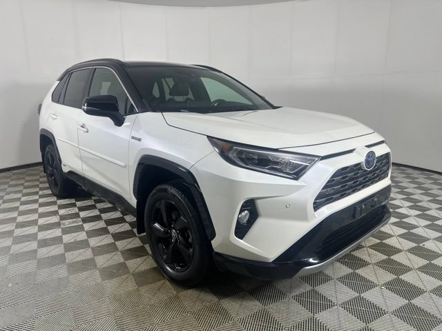 2021 Toyota RAV4 Hybrid XSE AWD photo