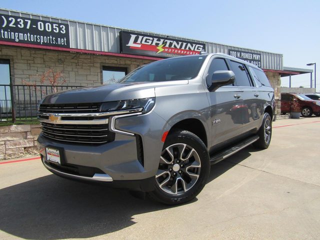 2021 Chevrolet Suburban LT RWD photo