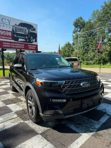 2021 Ford Explorer XLT 4WD photo