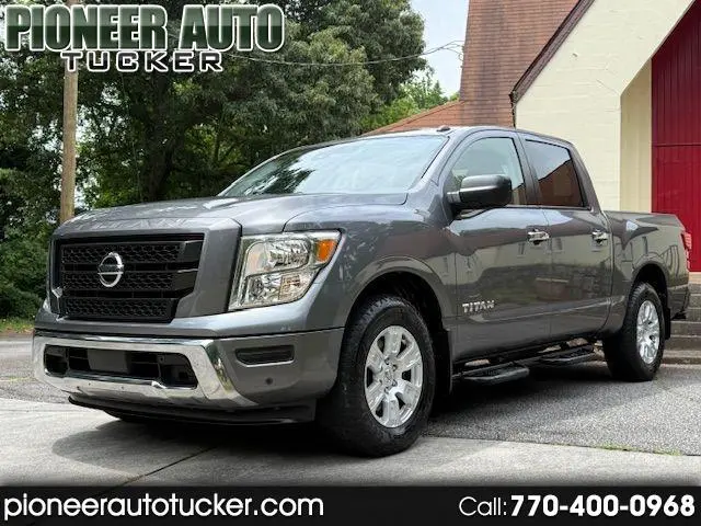 2021 Nissan Titan SV RWD photo